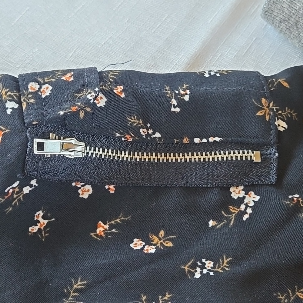 Jacket - Picture 3 of 4